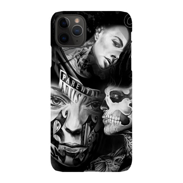 coly_art iPhone tattoed