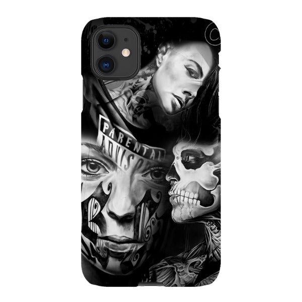 coly_art iPhone tattoed